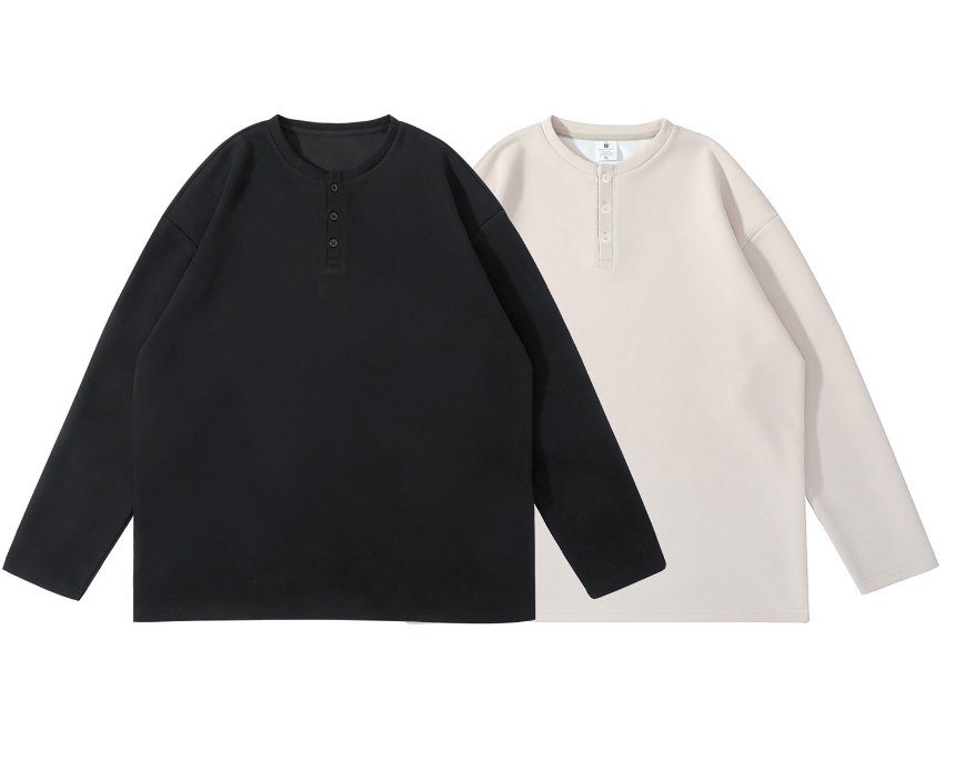 Long sleeved sweatshirt for men